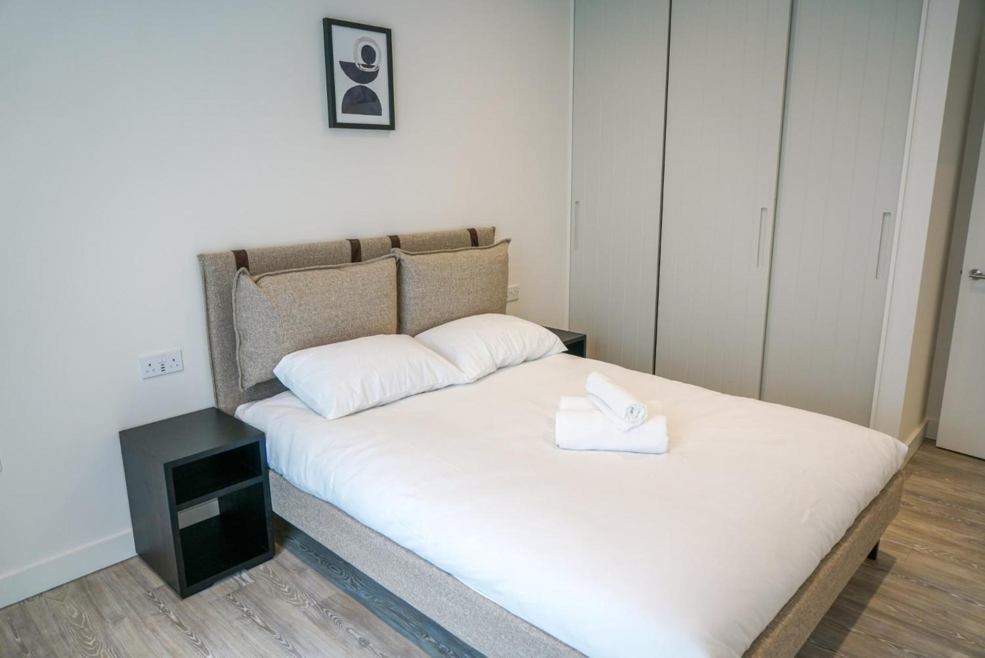 Aparthotel Coppermaker Square In Stratford London Exterior foto